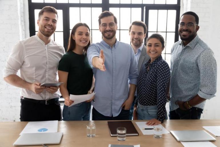 jovenes empresa de los sueños