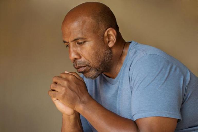 hombre ansioso hombre ansioso